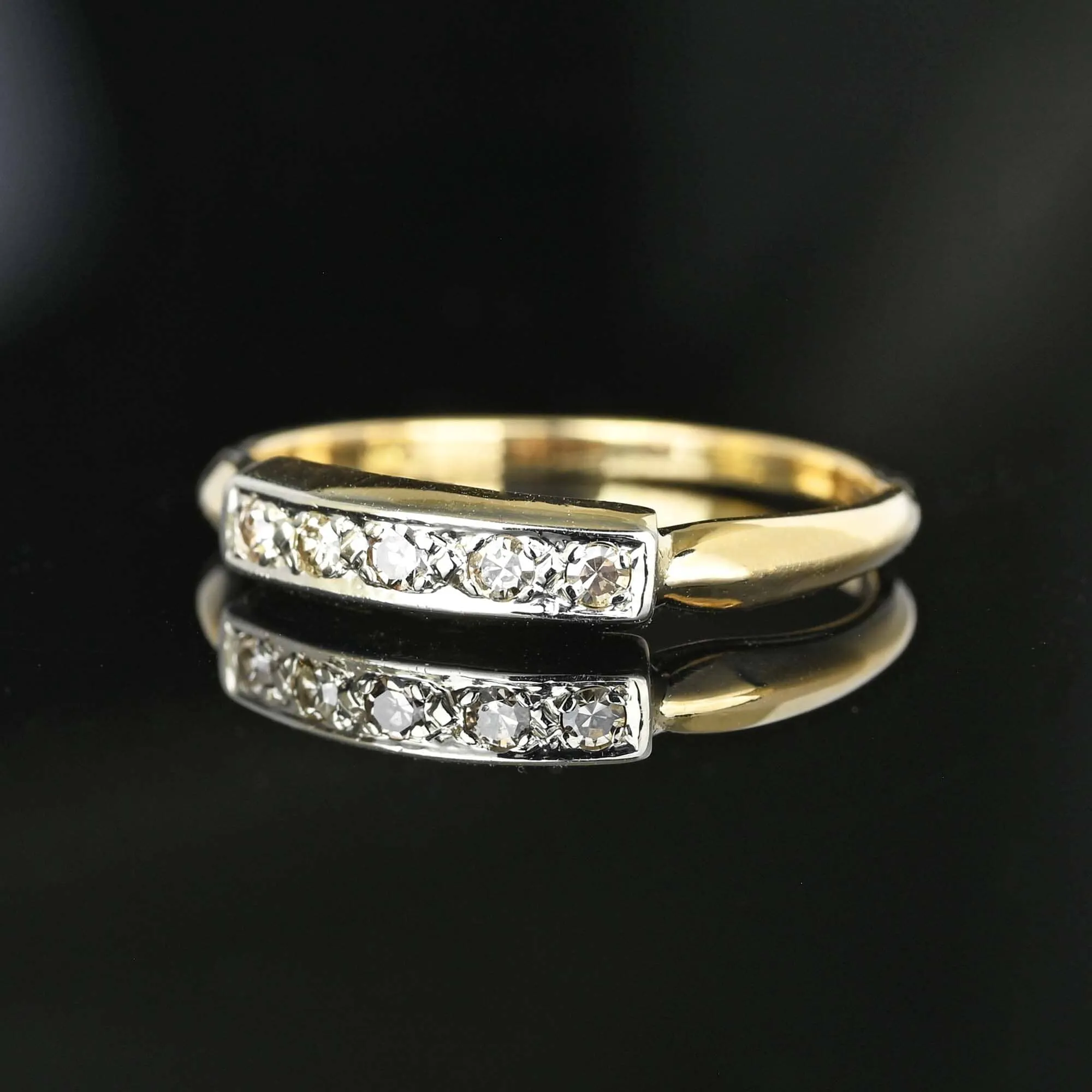 14K Gold Knife Edge Band Five Stone Diamond Ring