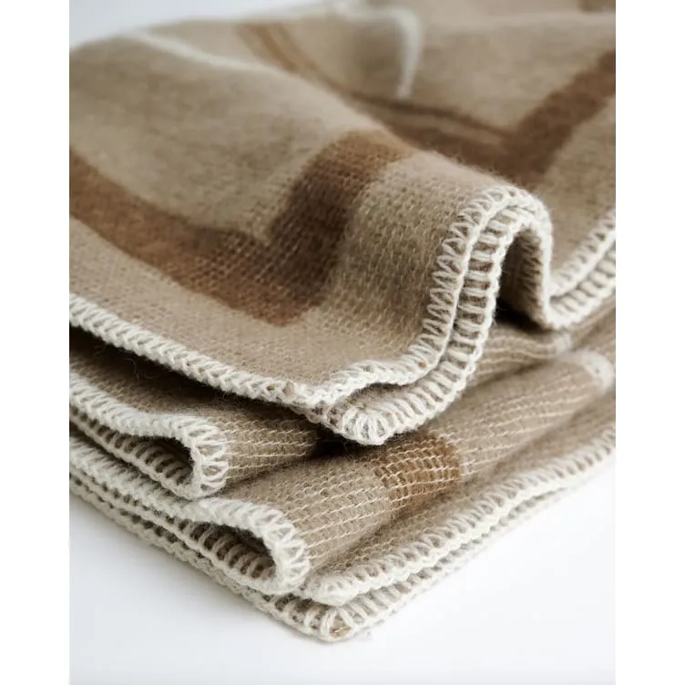 Adamsbro Throw New Zealand Wool Camel Coffee