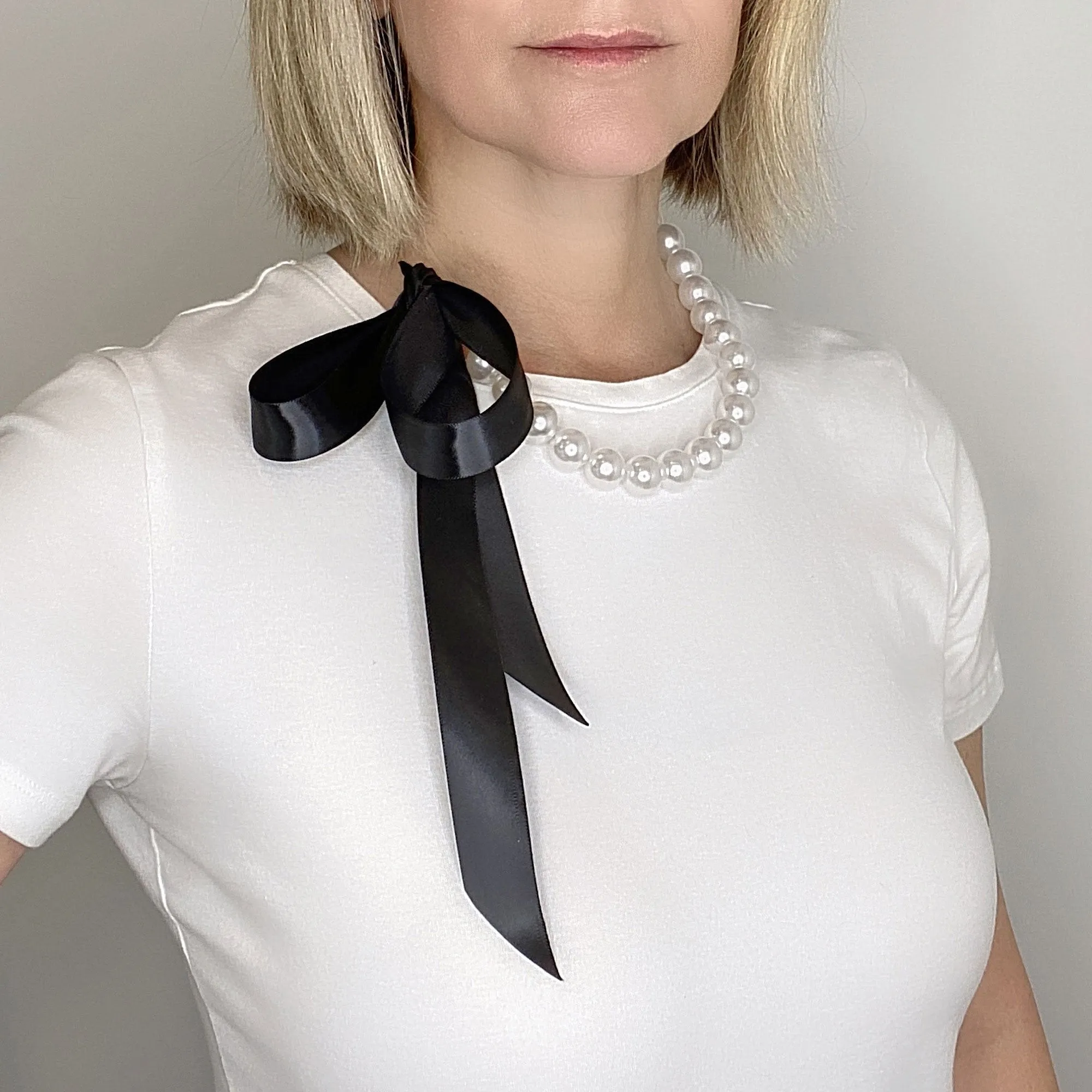 DOTTY white pearl ribbon tie necklace (more colours available)