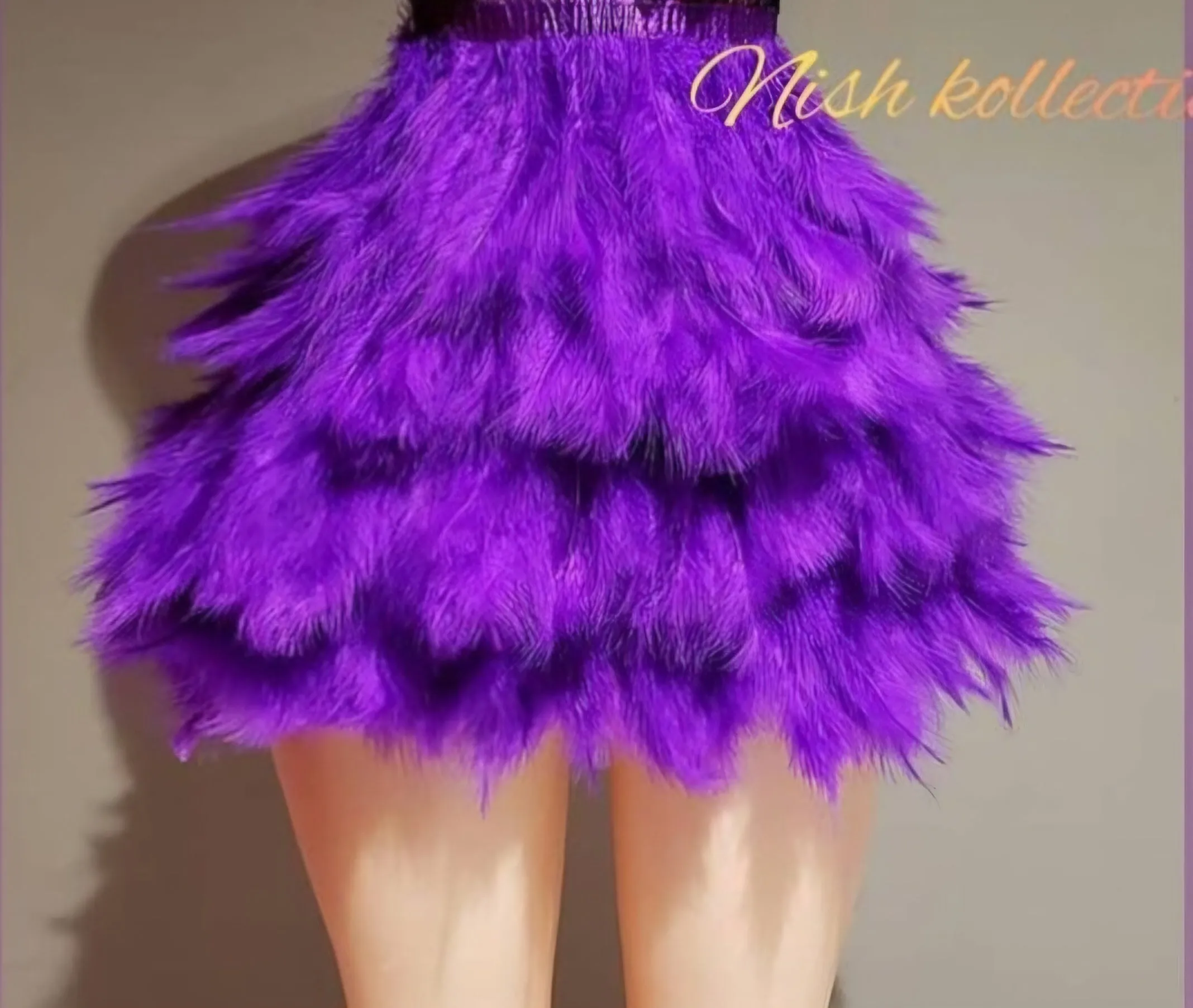 Feather mini short skirt