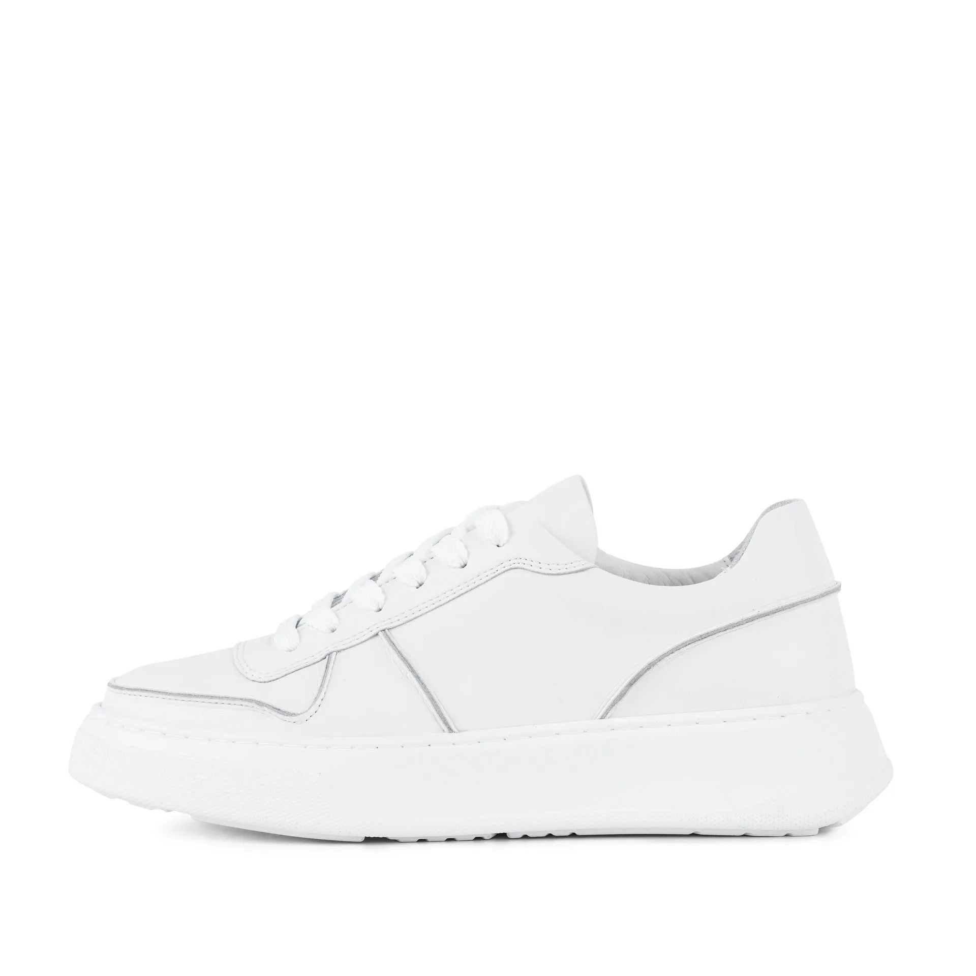 LADIES GS28 SPHERE WHITE TRAINER - Just in from Portugal