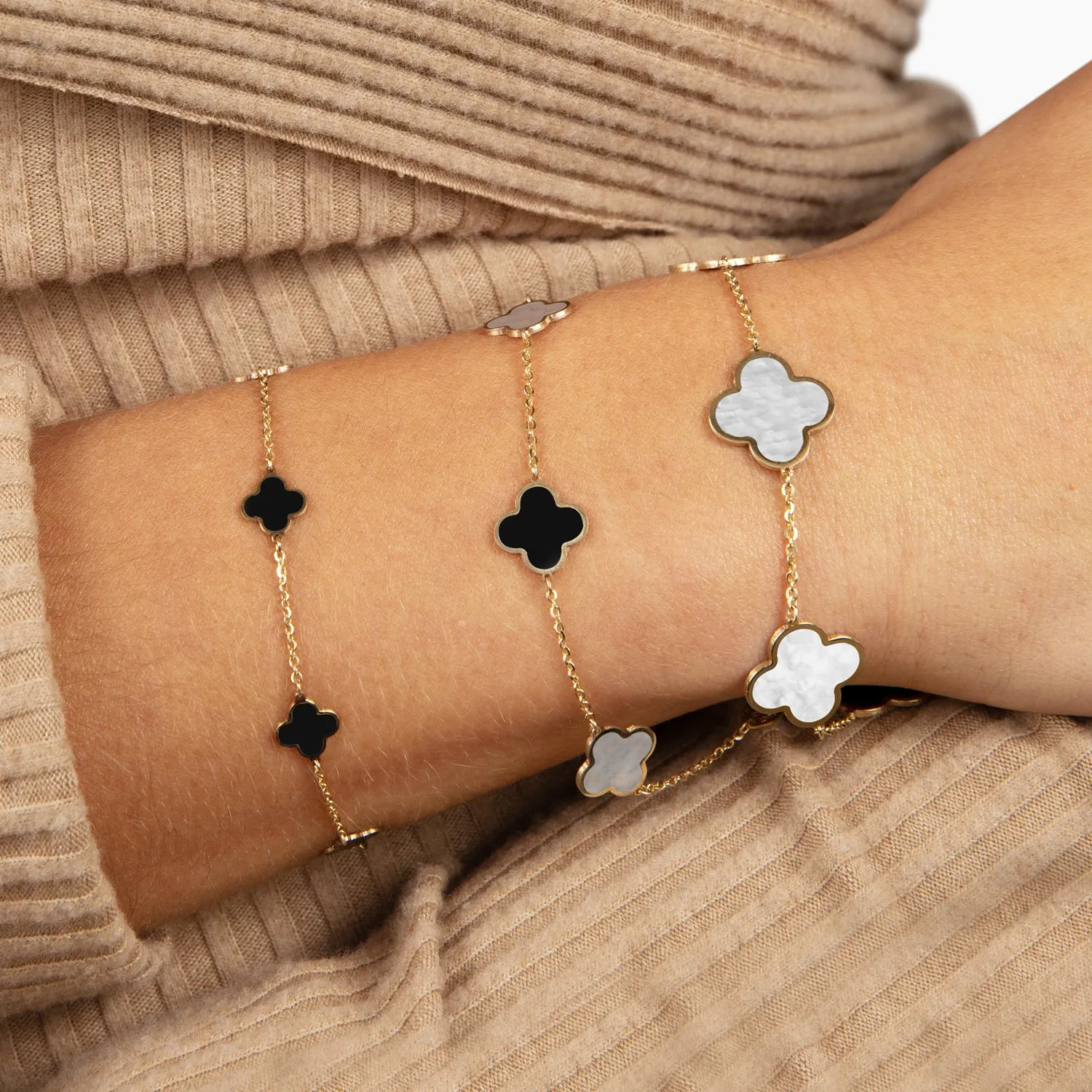 Mini Onyx Clover Bracelet