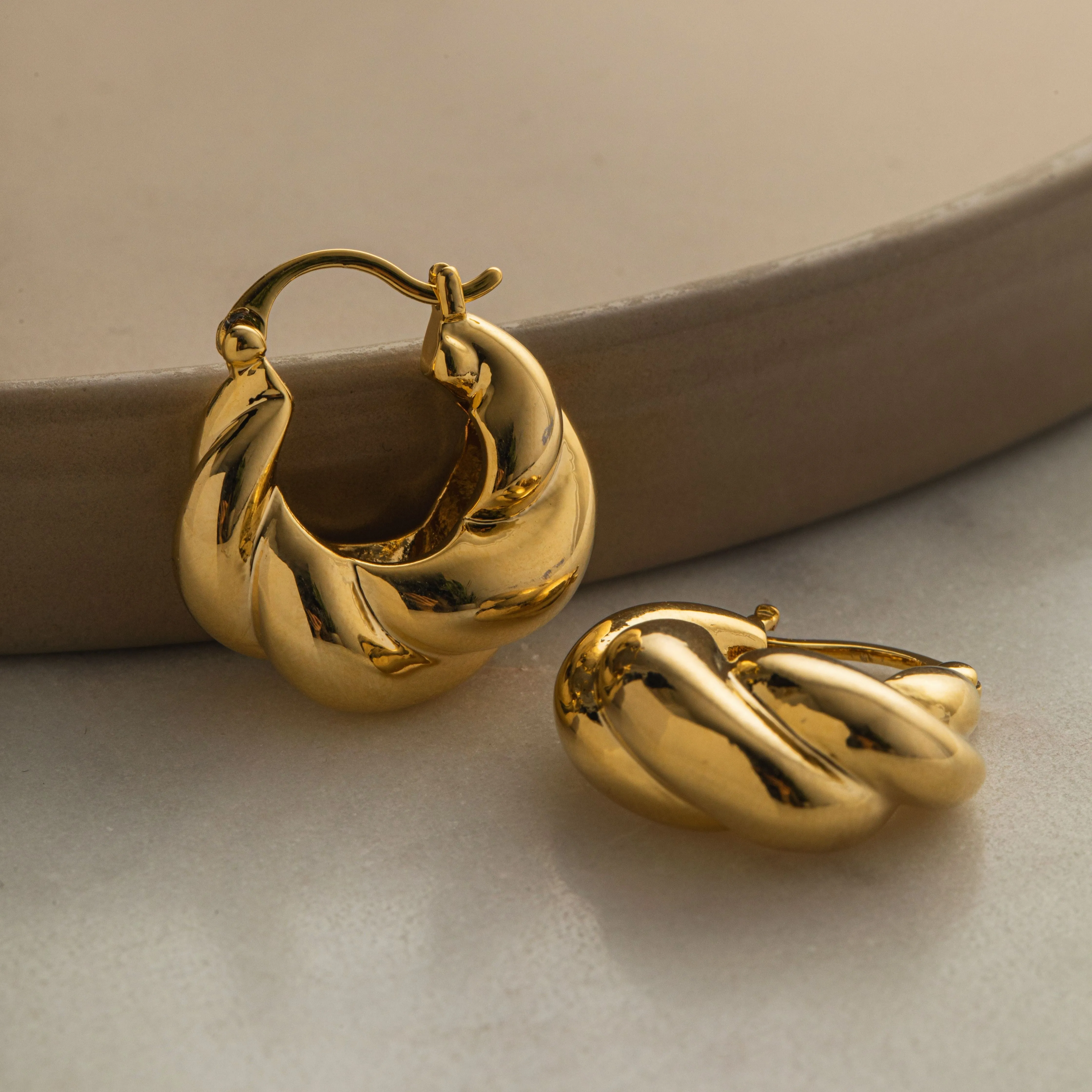 Voluminous Twist Small Hoop Earrings